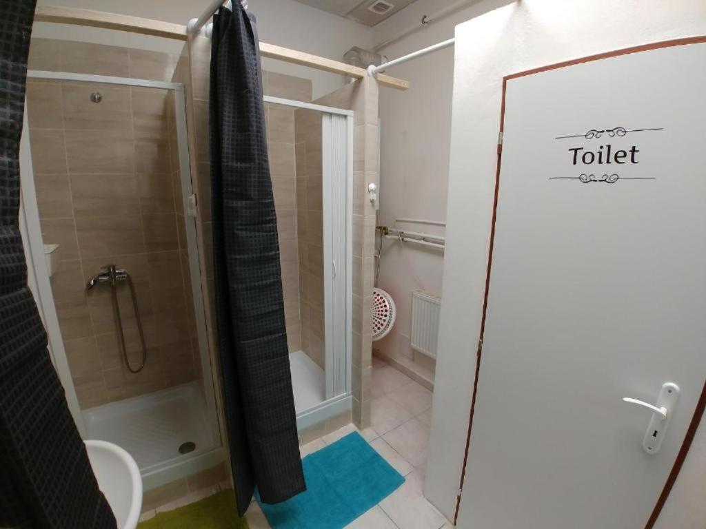 Rooms Veveri - Uvoz, 10 Min Peski Do Centru Брно Экстерьер фото